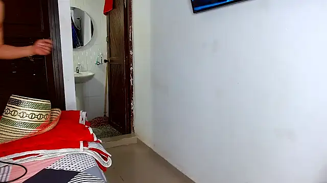 Snapshot of sweethoneytsx chatting on September 24, 2025, 8:15 pm sweethoneytsx online show from September 24, 2025, 8:15 pm