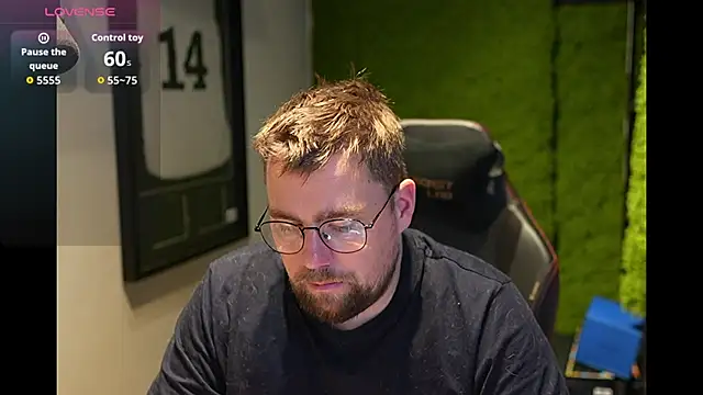 justinitt online show from December 2, 2025, 1:35 pm