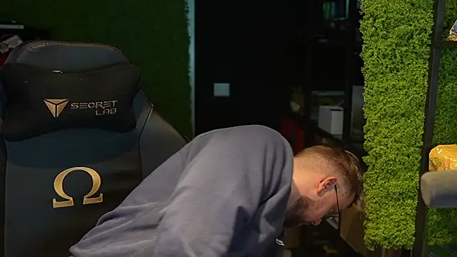 justinitt online show from September 13, 2025, 2:28 pm