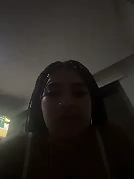 miaa--pervert online show from May 21, 2026, 4:32 am