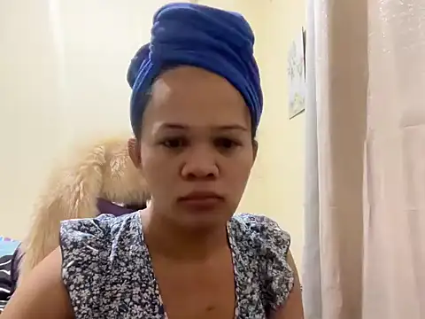 Snapshot of SophiaCourthaway chatting on June 12, 2026, 1:36 am SophiaCourthaway online show from June 12, 2026, 1:36 am