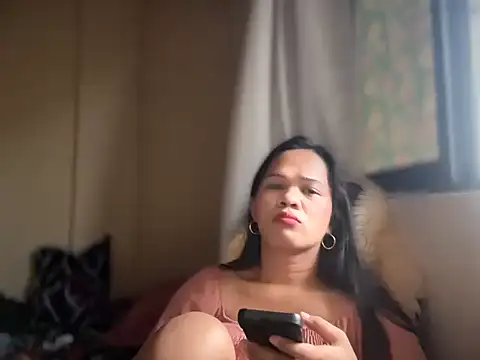Snapshot of SophiaCourthaway chatting on June 22, 2026, 9:45 pm SophiaCourthaway online show from June 22, 2026, 9:45 pm
