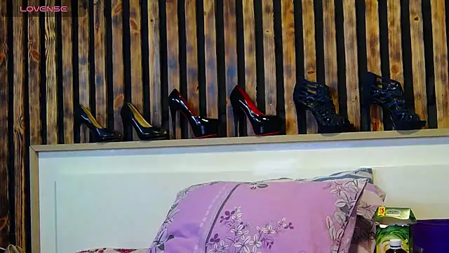 Tory Lovi online show from February 26, 2026, 4:56 am