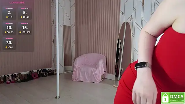 Snapshot of Eva__Summer chatting on October 22, 2025, 4:12 am Eva  Summer online show from October 22, 2025, 4:12 am