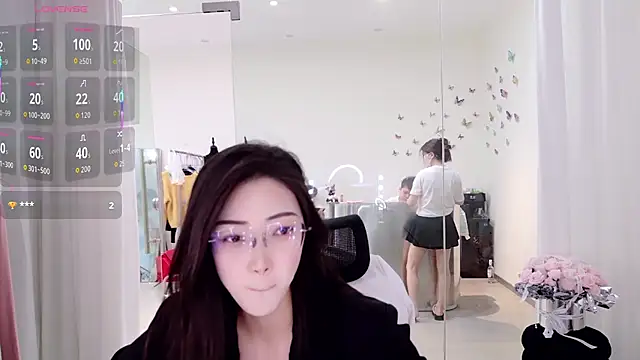 miaomiao-777 online show from June 18, 2026, 1:26 am
