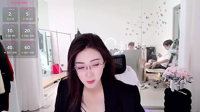 miaomiao-777 online show from June 16, 2026, 1:49 am