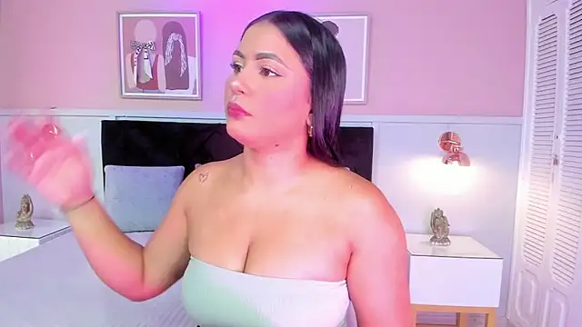 Snapshot of janna_lopez_ chatting on September 19, 2025, 3:54 am janna lopez  online show from September 19, 2025, 3:54 am