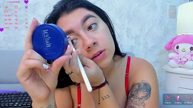 BrianaaTaylor online show from February 8, 2025, 12:06 pm