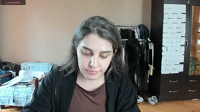  Roselina  online show from June 14, 2026, 12:28 pm