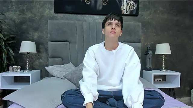 Snapshot of bruce_hans chatting on February 6, 2026, 11:50 am bruce hans online show from February 6, 2026, 11:50 am