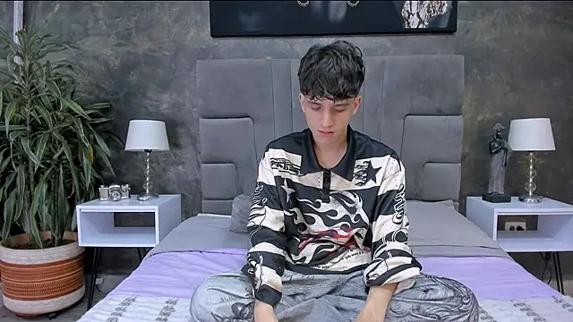 Snapshot of bruce_hans chatting on February 5, 2026, 11:50 am bruce hans online show from February 5, 2026, 11:50 am