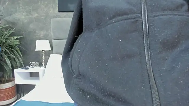 bruce hans online show from October 14, 2025, 11:44 am