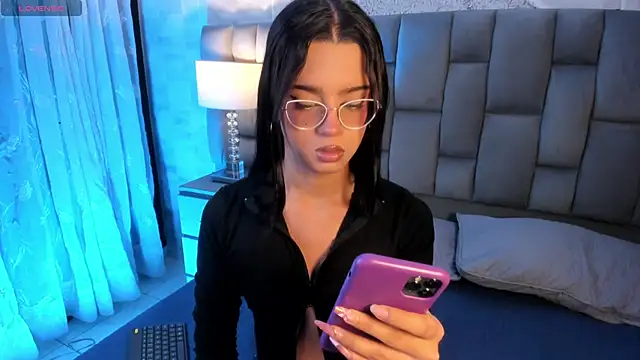 MattThompsonn online show from April 8, 2026, 8:38 am