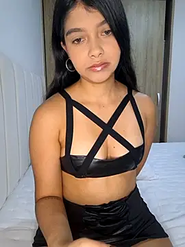 IslaBlaze online show from November 14, 2025, 3:15 pm