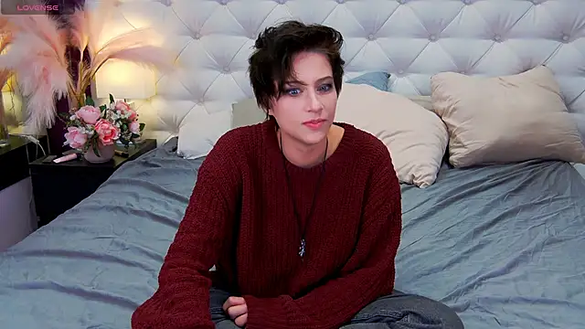 Snapshot of via_mayer_ chatting on September 26, 2025, 1:23 am via mayer  online show from September 26, 2025, 1:23 am