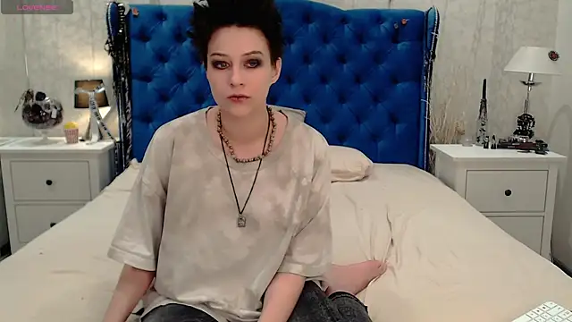 via mayer  online show from April 16, 2026, 9:04 pm