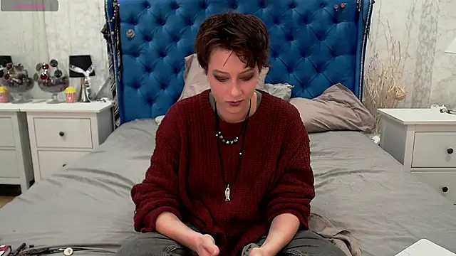 Snapshot of via_mayer_ chatting on January 19, 2026, 9:35 am via mayer online show from January 19, 2026, 9:35 am