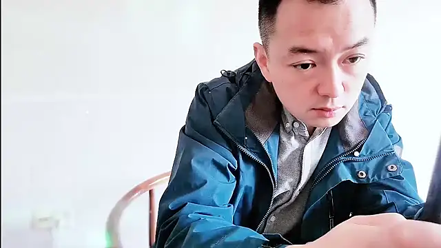 Snapshot of swg176 chatting on October 24, 2025, 12:42 am swg176 online show from October 24, 2025, 12:42 am