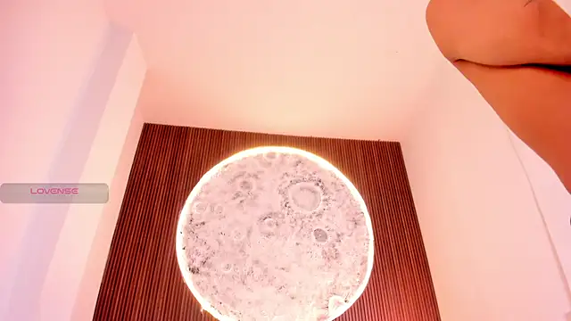 EthaanCox online show from January 7, 2026, 8:47 pm