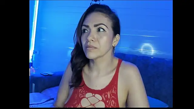 MARIAM COLINS online show from March 13, 2025, 7:42 am