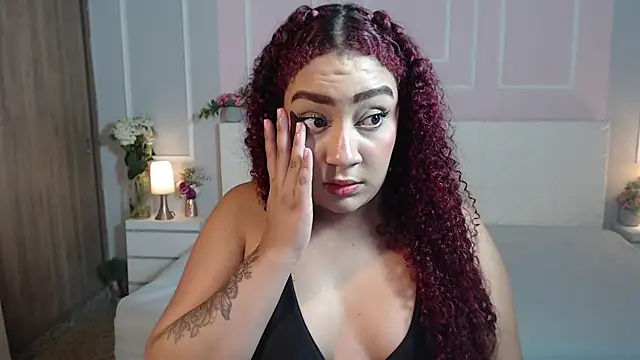 Snapshot of MadelynRussell chatting on January 27, 2025, 5:14 am MadelynRussell online show from January 27, 2025, 5:14 am