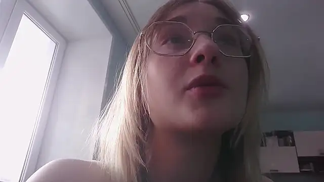 emolina1337 online show from February 26, 2025, 12:38 pm