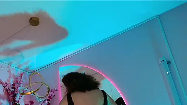 scarlette69 online show from February 20, 2025, 7:52 pm