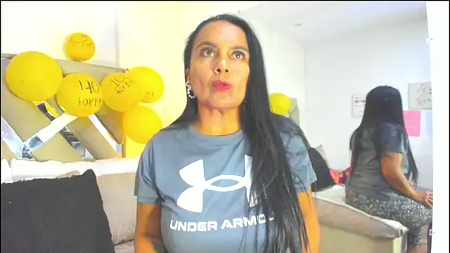 raquell moore online show from December 17, 2025, 4:34 pm