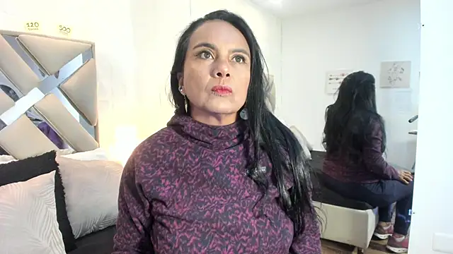 raquell moore online show from November 30, 2025, 11:55 am