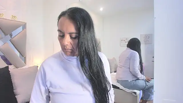 raquell moore online show from November 29, 2025, 11:32 am