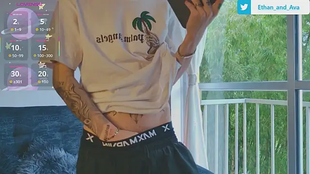 Snapshot of ethan_and_ava chatting on October 29, 2025, 12:59 pm ethan and ava online show from October 29, 2025, 12:59 pm