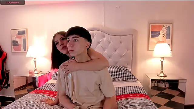 ethan and ava online show from January 29, 2025, 1:38 pm