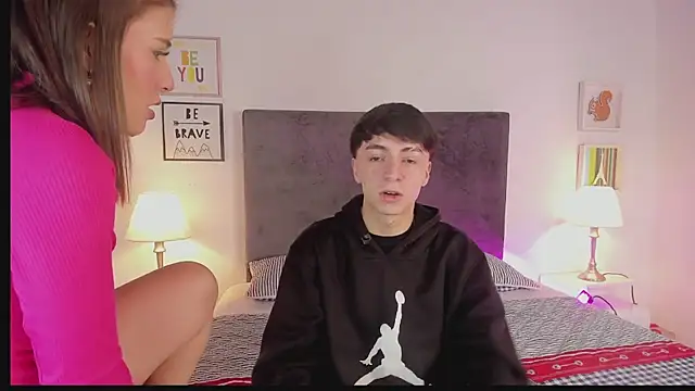 ethan and ava online show from February 13, 2025, 1:48 pm