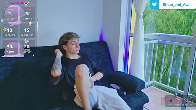 Snapshot of ethan_and_ava chatting on October 10, 2025, 12:39 pm ethan and ava online show from October 10, 2025, 12:39 pm