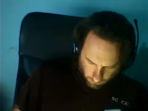 gamedesigndad19 online show from January 28, 2025, 1:39 am