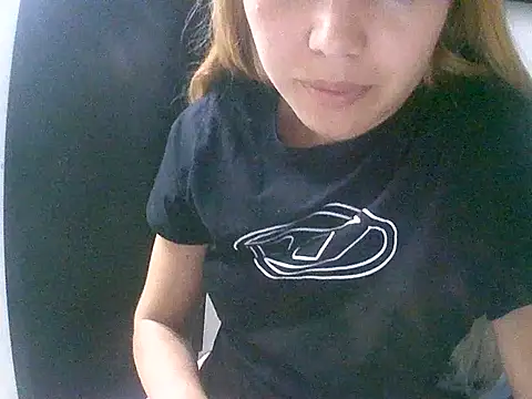 VittoriaTaylor online show from February 24, 2026, 12:11 am