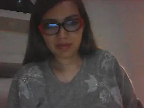 VittoriaTaylor online show from February 24, 2025, 4:27 am
