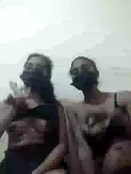 Hot-Nayara online show from March 10, 2025, 5:11 am