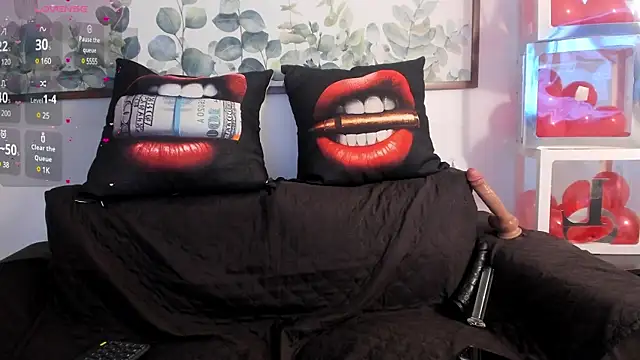 Snapshot of NicolettaLima chatting on February 17, 2025, 7:55 pm NicolettaLima online show from February 17, 2025, 7:55 pm