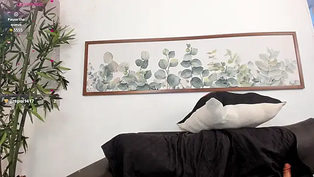 Snapshot of NicolettaLima chatting on March 18, 2025, 11:42 pm NicolettaLima online show from March 18, 2025, 11:42 pm