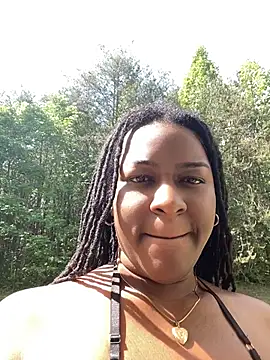 xoxoHotCoCo online show from April 16, 2026, 3:02 pm