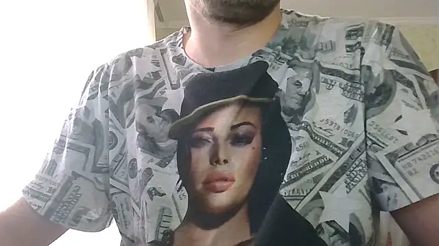 Snapshot of HunterOnBoobs chatting on October 22, 2025, 6:24 am HunterOnBoobs online show from October 22, 2025, 6:24 am