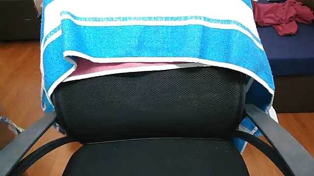 LovelyRosy online show from September 27, 2025, 12:39 am