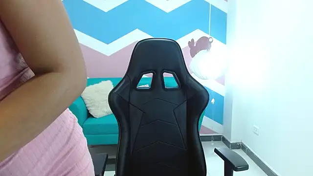 miss honey01 online show from February 22, 2025, 11:24 pm