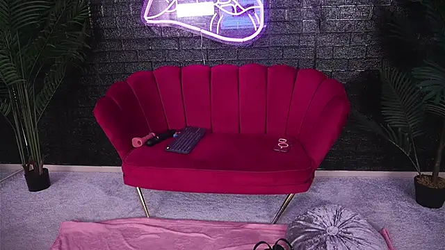 Annabellerise online show from September 22, 2025, 4:18 am