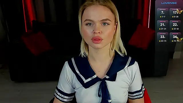 MilaFink online show from February 20, 2025, 8:03 pm