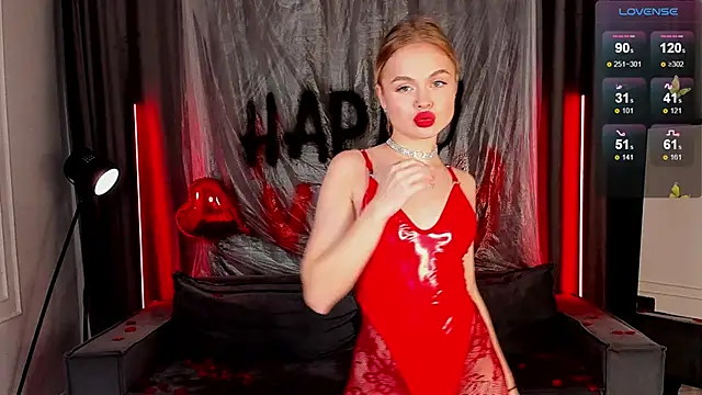 MilaFink online show from February 14, 2025, 4:41 pm