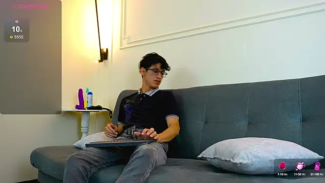Cum hunters online show from February 28, 2025, 8:39 pm