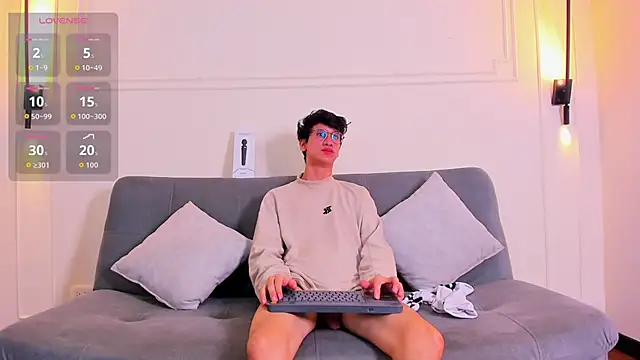 Cum hunters online show from October 14, 2025, 3:40 am