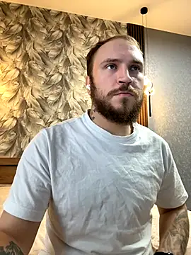  XxX-XxX  online show from September 30, 2025, 12:22 pm